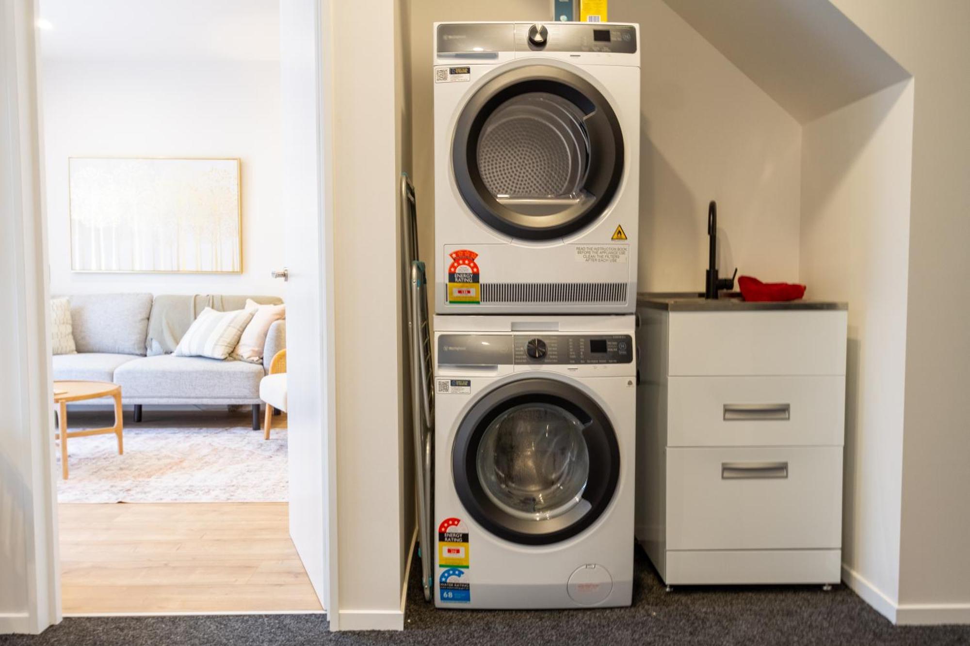Stylish 3 Bedroom Home In Prime City With Garage Christchurch Zewnętrze zdjęcie