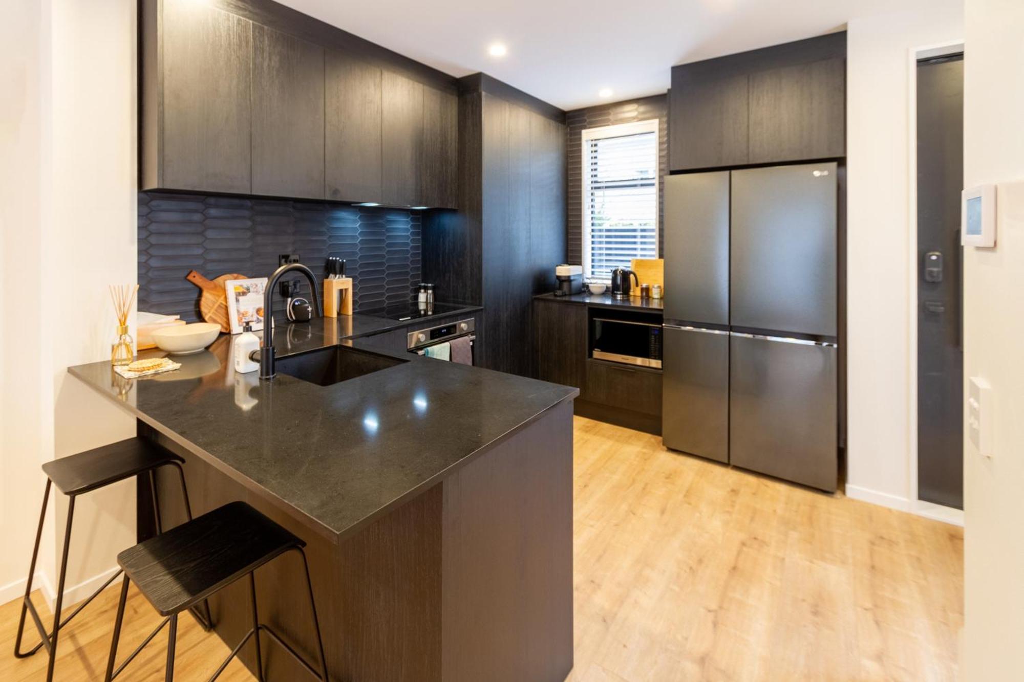 Stylish 3 Bedroom Home In Prime City With Garage Christchurch Zewnętrze zdjęcie