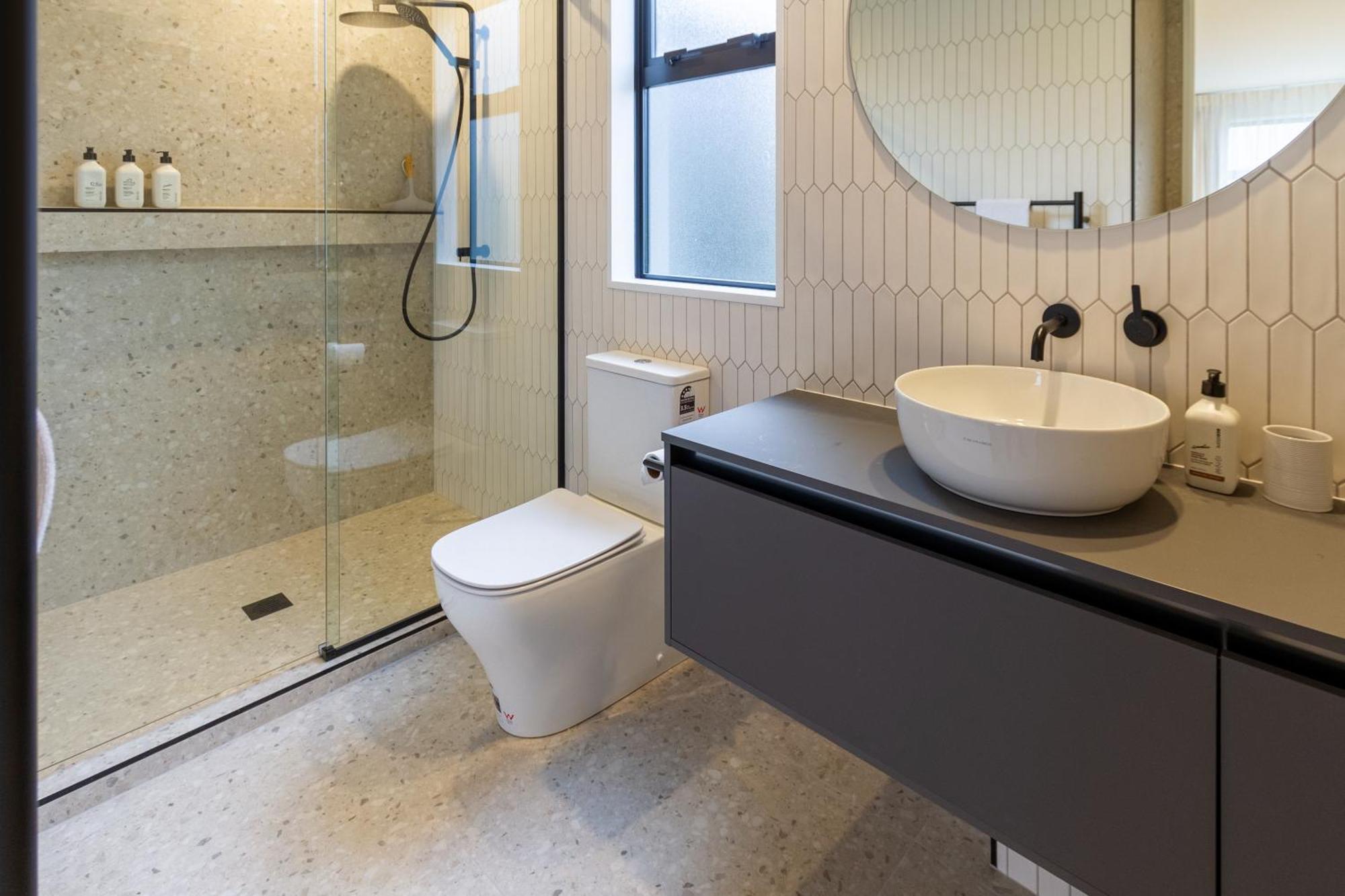 Stylish 3 Bedroom Home In Prime City With Garage Christchurch Zewnętrze zdjęcie
